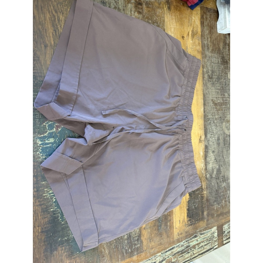 Women's Large Mondetta Shorts 8 In Inseam
